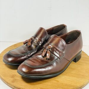 Weyenberg Mens Classic Leather Dress Shoe Size 9.5E Brown